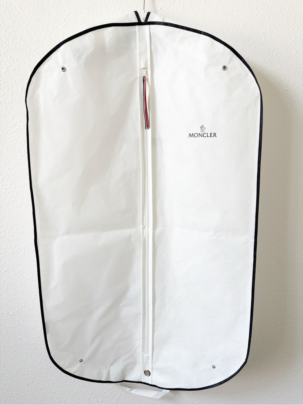 MONCLER Authentic Garment Storage Travel Bag & Hanger For Jacket, Coats, Suits